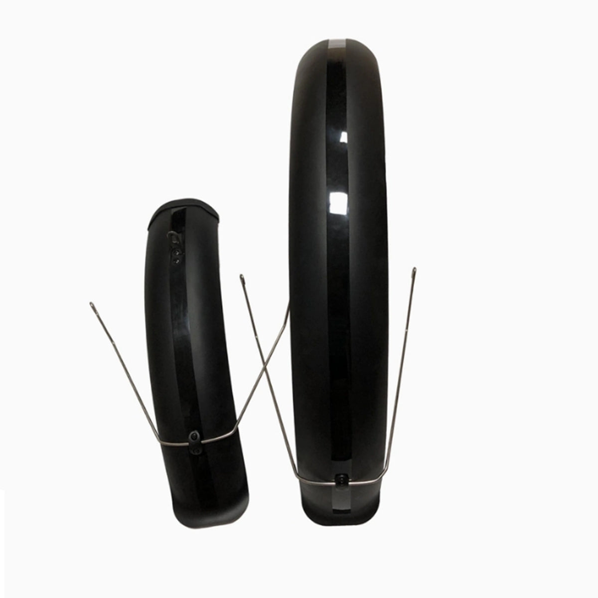 Lankeleisi Bikes Fender set with front and rear tires for LANKELEISI electric bike, featuring durable rubber and sleek design.